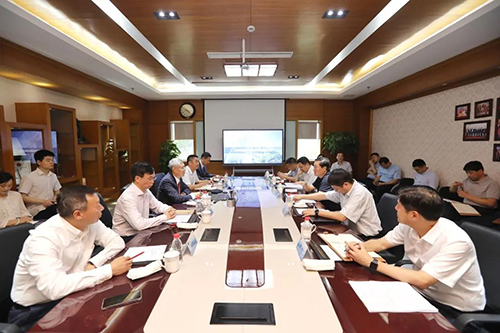 上海市委常委、浦东新区区委书记翁祖亮调研人生就是博生物医药